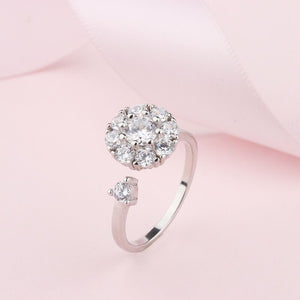 The magnificent adjustable Sterling 925 Silver Ring with Cubic Zirconia crystals.